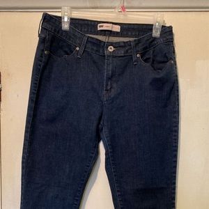 Levi’s dark wash jeggings size 12